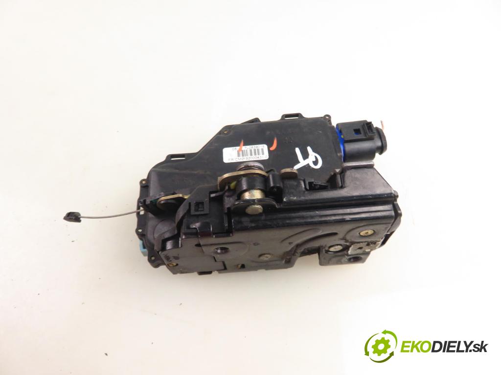 SEAT ALTEA (5P1) HB 2005 75,00 1.6 102 1595,00 zámok PTE 7L0839016