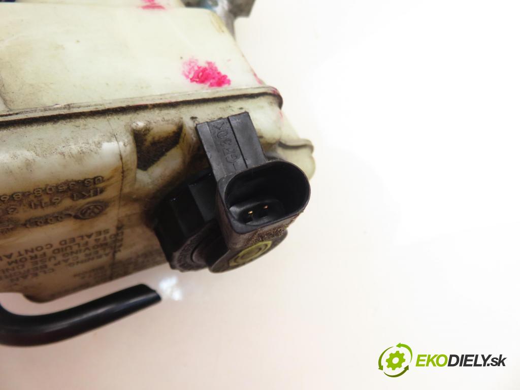 SEAT ALTEA (5P1) HB 2005 75,00 1.6 102 1595,00 Posilovač 1K1614105AJ (Servočerpadlo, pumpa riadenia)