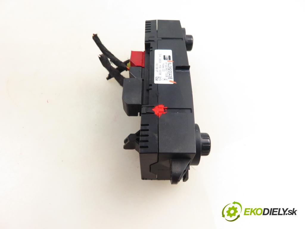 SEAT IBIZA III (6L1) HB 2007 74,00 1.9 TDI - BMT 1896,00 Panel kúrenia KLIMATRONIK 6L0820043E