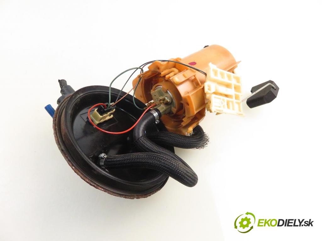 OPEL ASTRA G liftback (T98) HB 2000 66,00 1.4 16V - X 14 XE 1389,00 pumpa paliva 9128224 ; 0580309001