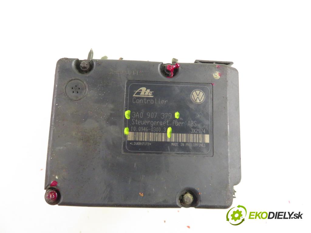 VW GOLF III Variant (1H5) KOMBI 1996 74,00 1.6 - AEK 1595,00 Pumpa ABS 3A0907379 ; 10094603003 ; 10020400174 (Pumpa ABS)
