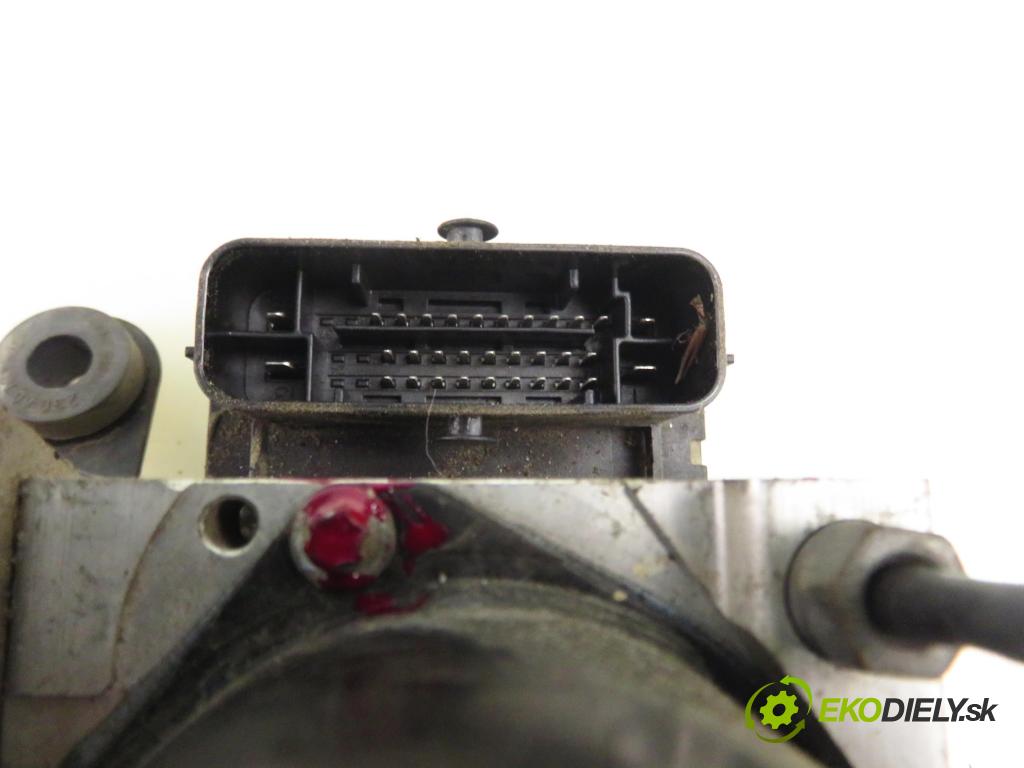 SEAT IBIZA III (6L1) HB 2007 74,00 1.9 TDI - BMT 1896,00 Pumpa ABS 0265800511 ; 6Q0907379AF ; 6Q0614117S (Pumpa ABS)