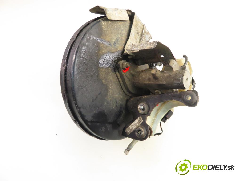 VW GOLF III Variant (1H5) KOMBI 1996 74,00 1.6 - AEK 1595,00 Posilovač  (Servočerpadlo)