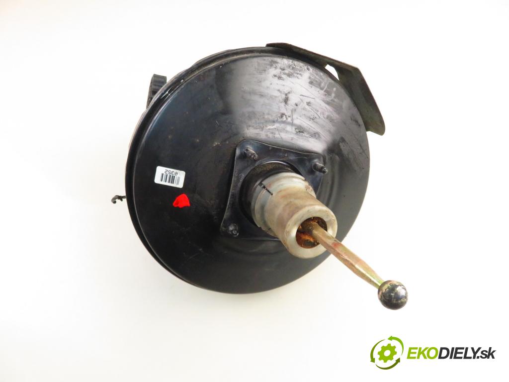 VW GOLF III Variant (1H5) KOMBI 1996 74,00 1.6 - AEK 1595,00 Posilovač (Servočerpadlo)