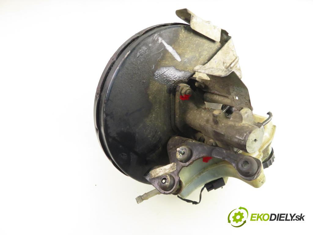 VW GOLF III Variant (1H5) KOMBI 1996 74,00 1.6 - AEK 1595,00 Posilovač (Servočerpadlo)