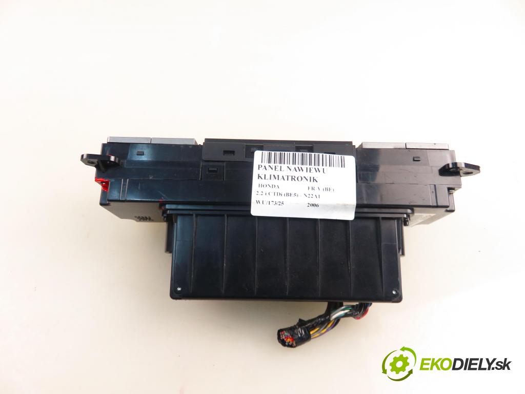 HONDA FR-V (BE) MINIVAN 2006 103,00 2.2 i CTDi 140 - N22A1 2204,00 Panel kúrenia KLIMATRONIK 79600SJHG41