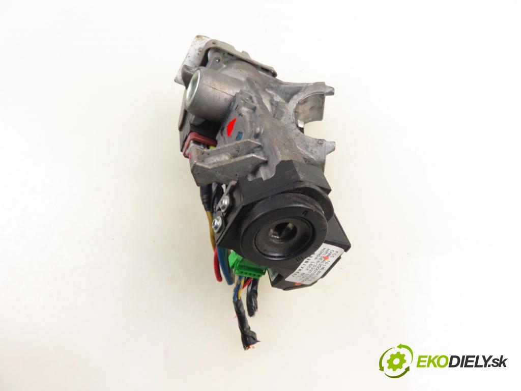 HONDA FR-V (BE) MINIVAN 2006 103,00 2.2 i CTDi 140 - N22A1 2204,00 spinačka 25001031905A (Spínacia skrinka)