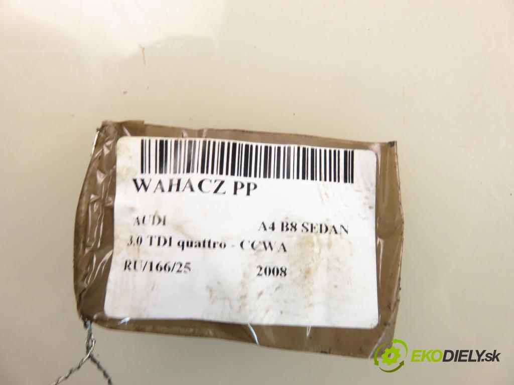 AUDI A4 (8K2, B8) SEDAN 2008 176,00 3.0 TDI quattro - CCWA 2967,00 rameno dolní pravý zadní část 1160500171