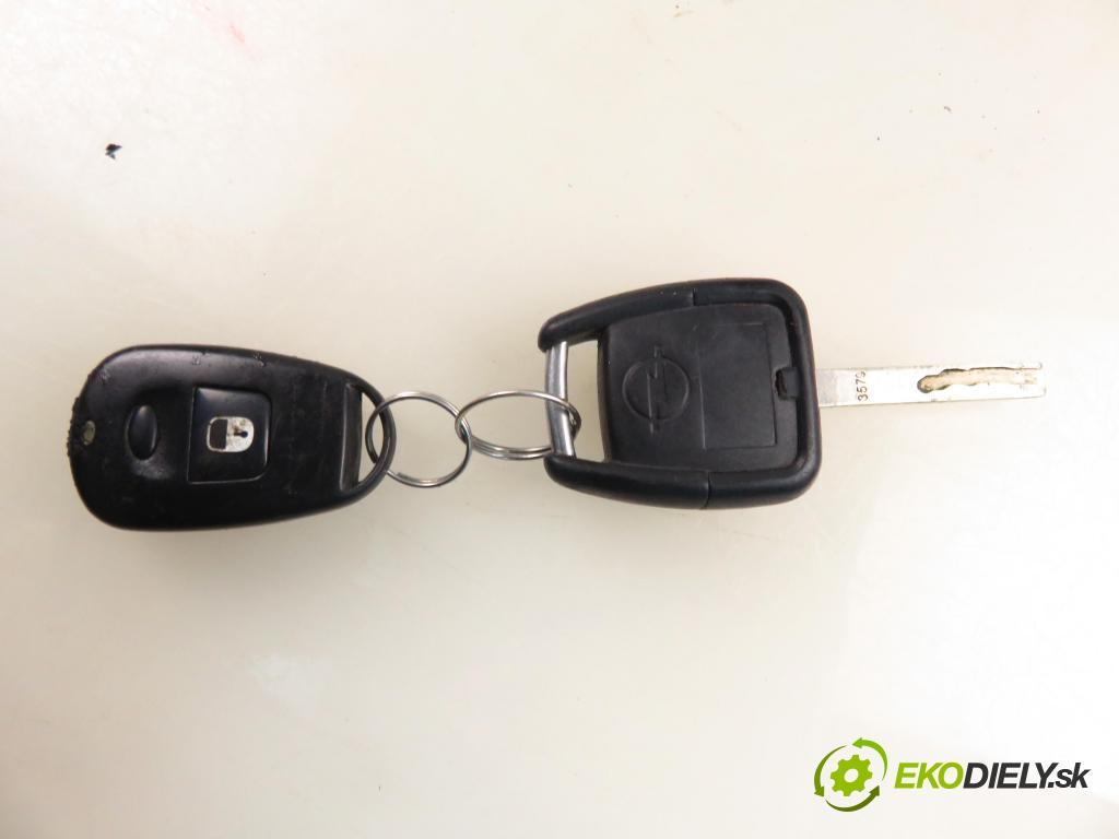 OPEL ZAFIRA A Nadwozie Wielkopojemne (MPV) (T98)  MINIVAN 2005 74,00 2.0 DTI 16V 101 - Y 20 DTH 1995,00 spinačka 24445098 ; 5WK4763 (Spínacia skrinka)