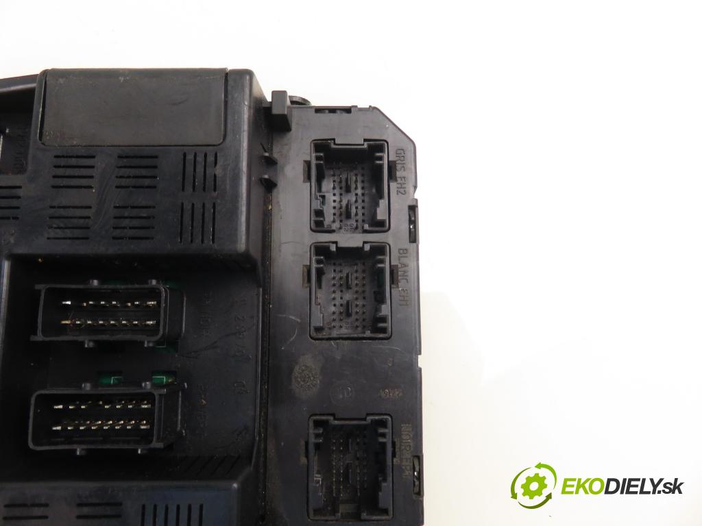 PEUGEOT 307 (3A/C) HB 2003 50,00 1.4 HDi - 8HZ (DV4TD) 1398,00 MODUL BSI 9636760580F ; 9644098380