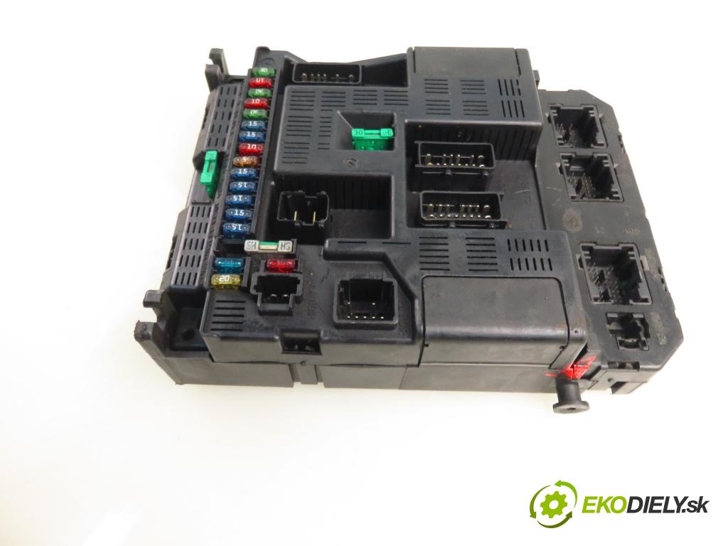 PEUGEOT 307 (3A/C) HB 2003 50,00 1.4 HDi - 8HZ (DV4TD) 1398,00 MODUL BSI 9636760580F ; 9644098380