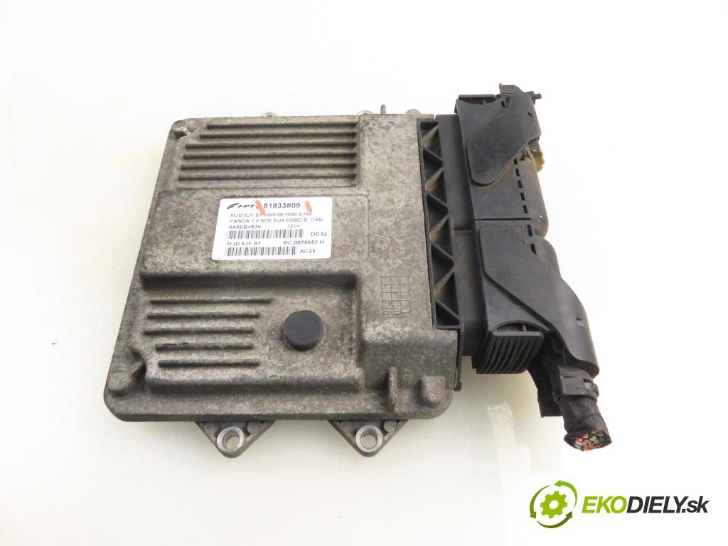 FIAT PANDA Van (169_) HB 2010 51,00 1.3 D Multijet - 188 A8.000 1248,00 Riadiaca jednotka Motor 51833809 ; MJD6JFS1