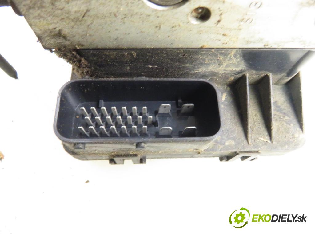 HYUNDAI SANTA FÉ I (SM) SUV 2004 92,00 2.0 CRDi 4x4 - D4EA-V 1991,00 Pumpa ABS BH60114210 ; 5890026180 ; 0295626210 (Pumpa ABS)