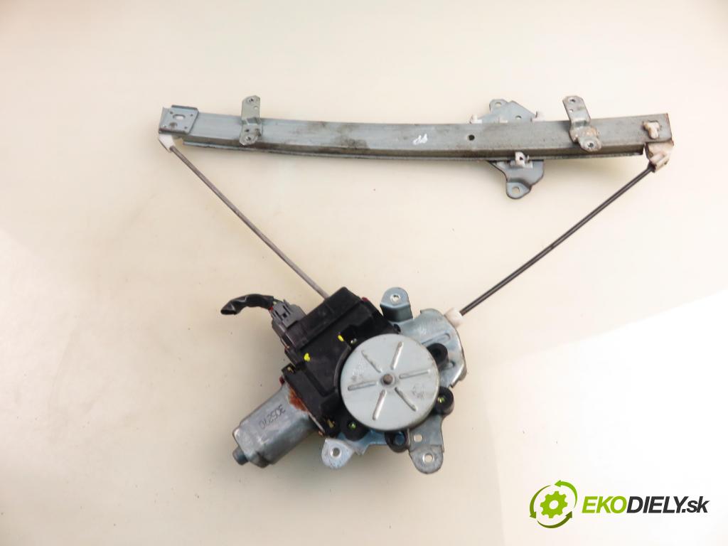 MITSUBISHI OUTLANDER I (CU_W) SUV 2003 100,00 2.0 4WD (CU2W) - 4G63 (DOHC 16V) 1997,00 mechanismus oken PPE MR573886RH
