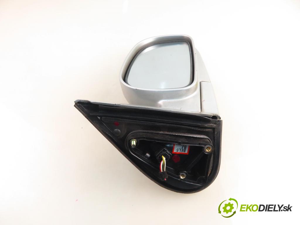 HYUNDAI SANTA FÉ I (SM) SUV 2004 92,00 2.0 CRDi 4x4 - D4EA-V 1991,00 zpětné zrcátko