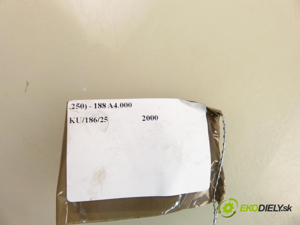 FIAT PUNTO (188_) HB 2000 44,00 1.2 60 - 188 A4.000 1242,00 Motorček stieračov