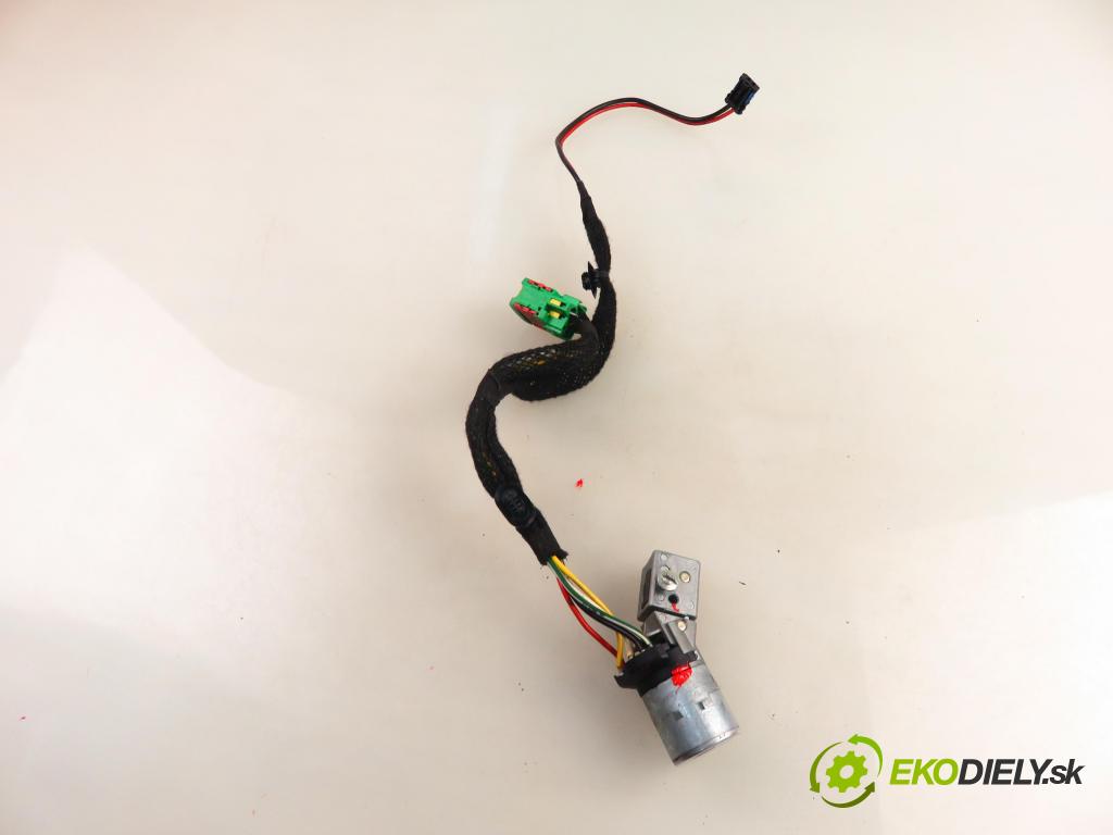 PEUGEOT 307 (3A/C) HB 2001 79,00 2.0 HDi 110 - RHS 1997,00 spinačka  (Spínacia skrinka)