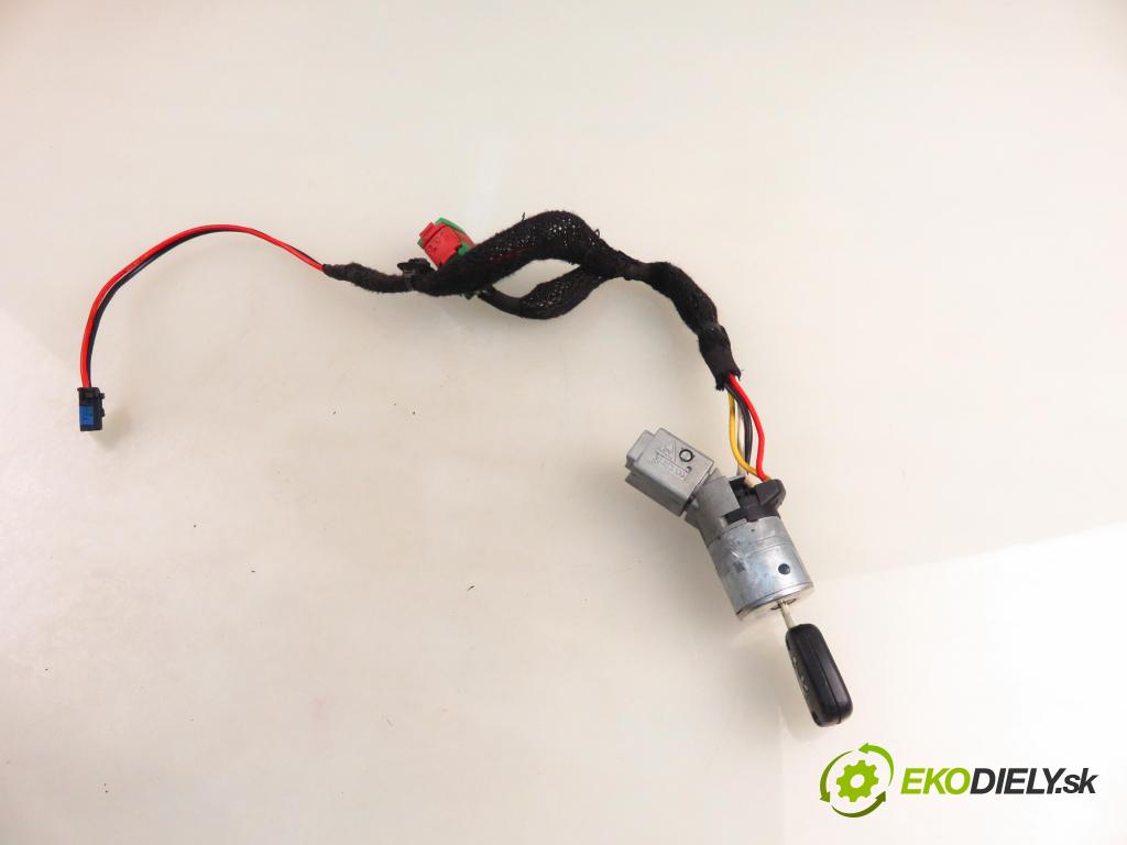 PEUGEOT 307 (3A/C) HB 2001 79,00 2.0 HDi 110 - RHS 1997,00 spinačka  (Spínacia skrinka)