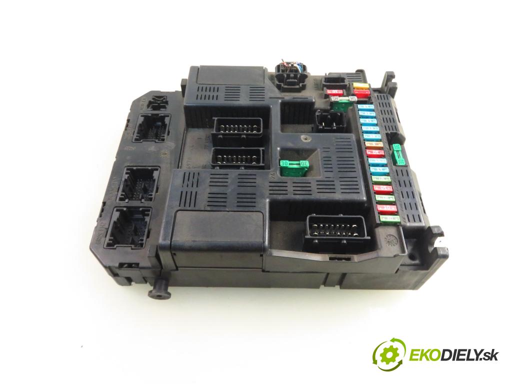 PEUGEOT 307 (3A/C) HB 2001 79,00 2.0 HDi 110 - RHS 1997,00 MODUL BSI 9636760580E ; 9644098280