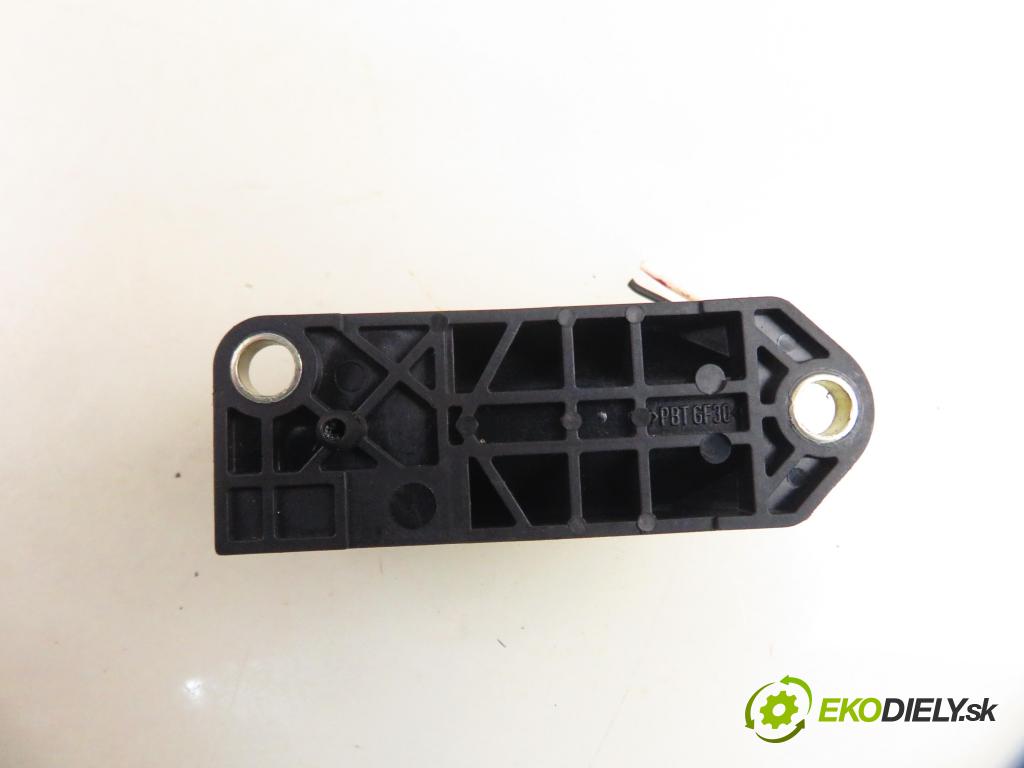VW SHARAN (7M8, 7M9, 7M6) MINIVAN 2000 85,00 1.9 TDI PD 115 - AUY 1896,00 snímač nárazu 5WK42895 ; 6Q0909606 (Snímače nárazu)