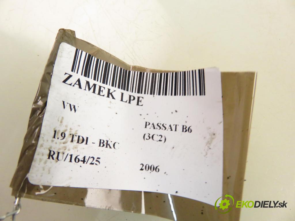 VW PASSAT B6 (3C2) SEDAN 2006 77,00 1.9 TDI PD 105 - BKC 1896,00 zámok 3C1837015A