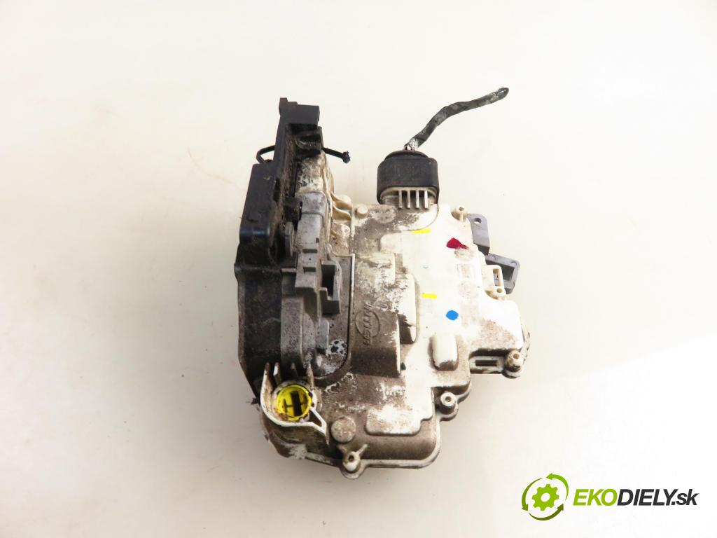 VW PASSAT B6 (3C2) SEDAN 2006 77,00 1.9 TDI PD 105 - BKC 1896,00 zámok 3C1837015A