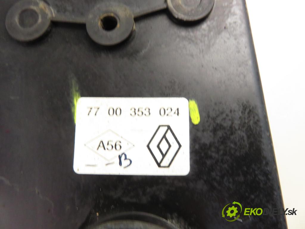 OPEL MOVANO Platforma / podwoyie (X70) KABINA/PLATFORMA 2001 84,00 2.8 DTI 114 SOFIM - S9W 702 2799,00 světlo 7700353024