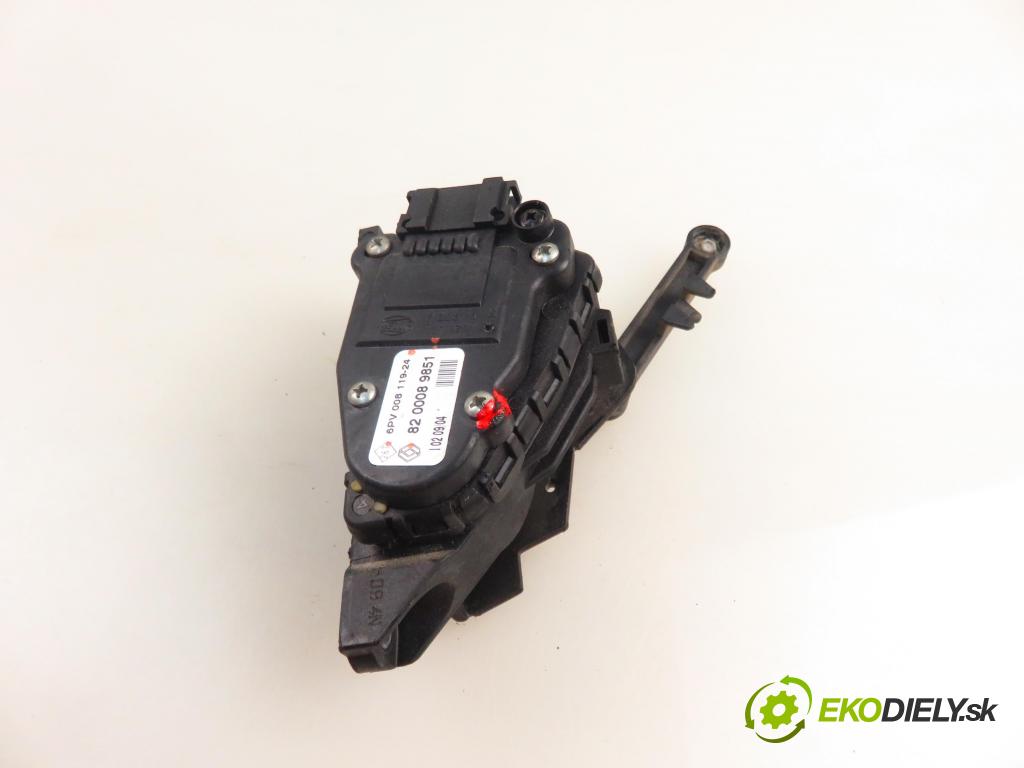 RENAULT CLIO II (BB_, CB_) HB 2004 48,00 1.5 dCi 65 - K9K 704 1461,00 Potenciometer plynu 8200089851 ; 6PV00811924 (Potenciometer plynového pedálu)