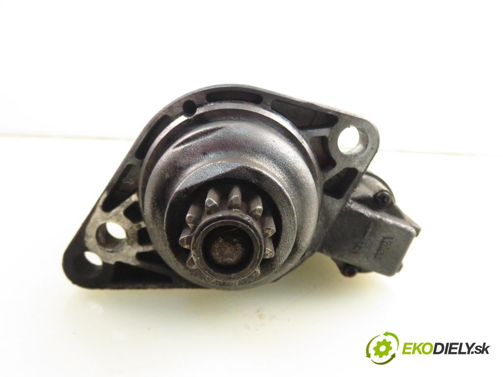 VW PASSAT B6 (3C2) SEDAN 2006 77,00 1.9 TDI PD 105 - BKC 1896,00 Štartér 02Z911023H ; D7GS8 (Štartér)