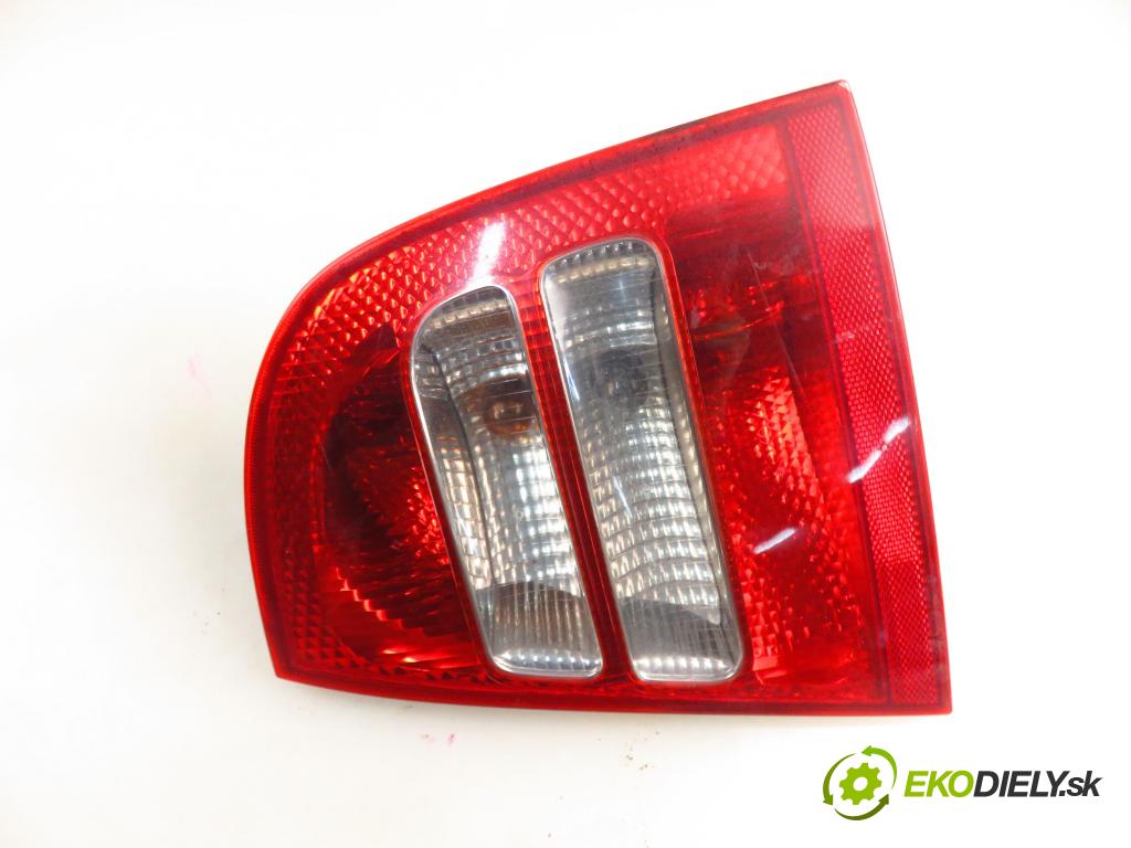 SKODA OCTAVIA I (1U2) LIFTBACK 2003 66,00 1.9 TDI - ALH 1896,00 světlo pravé zadní 1U6945096 ; 1U6945112