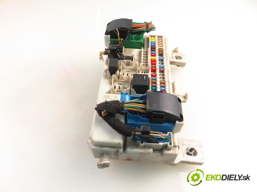 VOLVO V50 (MW) KOMBI 2006 100,00 2.0 D 136 - D 4204 T (PSA) 1997,00 MODUL BSI 519096119
