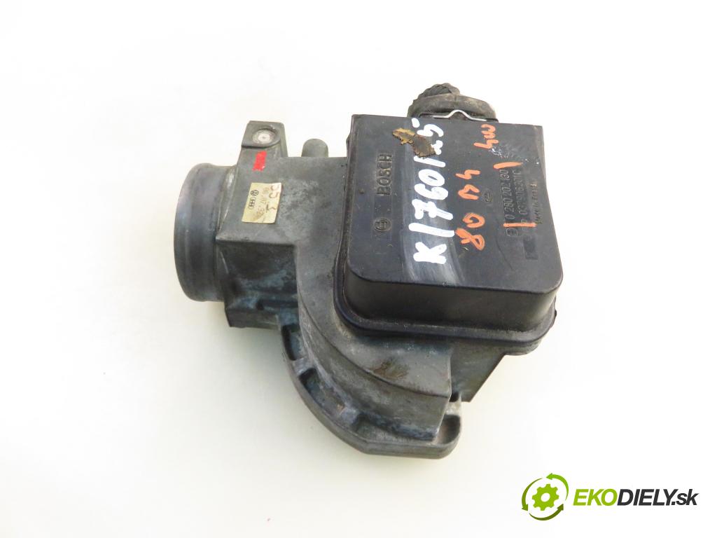 AUDI 80 (8C, B4) SEDAN 1992 85,00 2.0 E 115 - ABK 1984,00 váha vzduchu vzduchu 0280202130 ; 037906301C