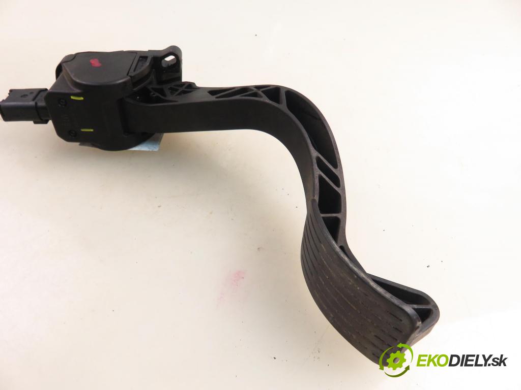 CITROEN C4 Grand Picasso I (UA_) MINIVAN 2007 80,00 1.6 HDi - 9HZ (DV6TED4) 1560,00 Potenciometer plynu 0280755044 ; 9654725380 (Potenciometer plynového pedálu)