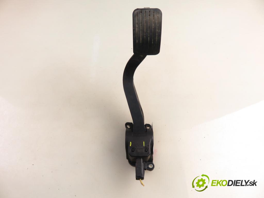 CITROEN C4 Grand Picasso I (UA_) MINIVAN 2007 80,00 1.6 HDi - 9HZ (DV6TED4) 1560,00 Potenciometer plynu 0280755044 ; 9654725380 (Potenciometer plynového pedálu)