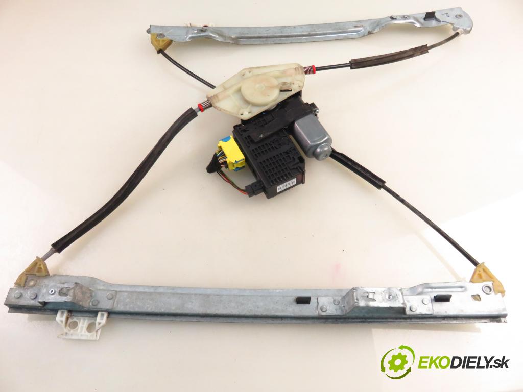 CITROEN C4 Grand Picasso I (UA_) MINIVAN 2007 80,00 1.6 HDi - 9HZ (DV6TED4) 1560,00 mechanismus oken 9654087680
