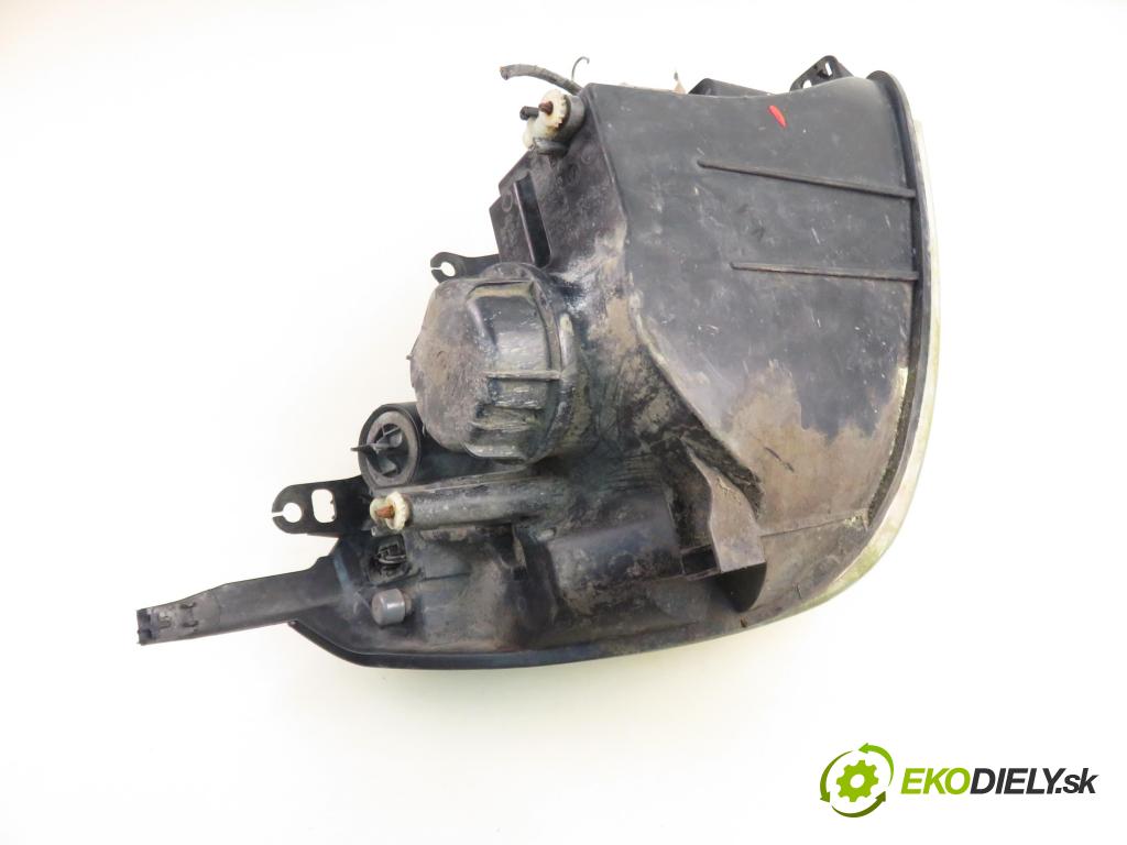FORD FIESTA V (JH_, JD_) HB 2004 55,00 1.25 16V - FUJA 1242,00 světlo LP