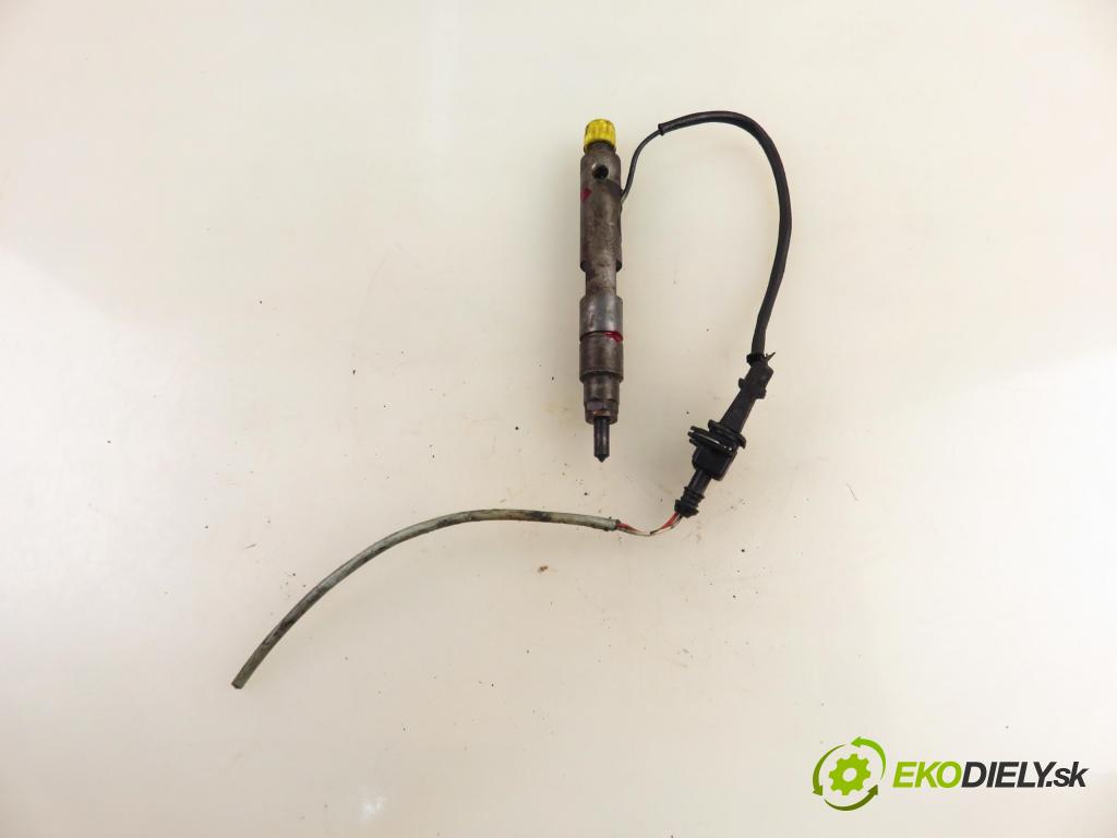 RENAULT SCENIC I (JA0/1_) MINIVAN 2001 59,00 1.9 dTi 80 - F9Q 744 1870,00 vstrekovač 0432193563 ; 8200047506 (Vstrekovač paliva)