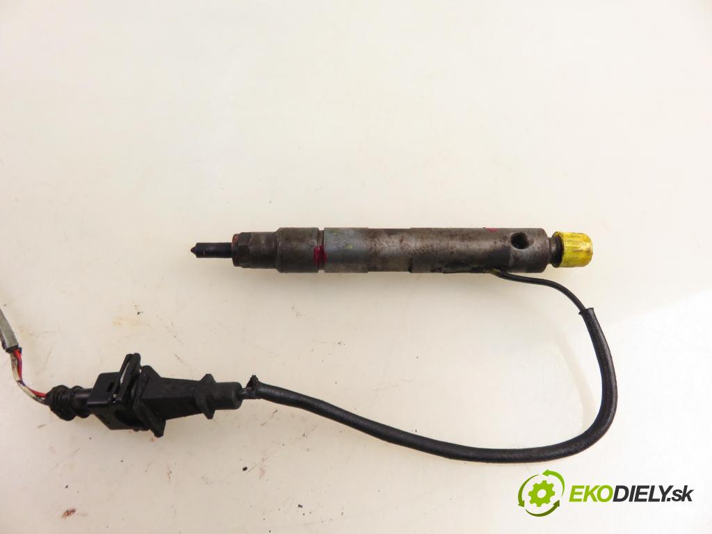 RENAULT SCENIC I (JA0/1_) MINIVAN 2001 59,00 1.9 dTi 80 - F9Q 744 1870,00 vstrekovač 0432193563 ; 8200047506 (Vstrekovač paliva)