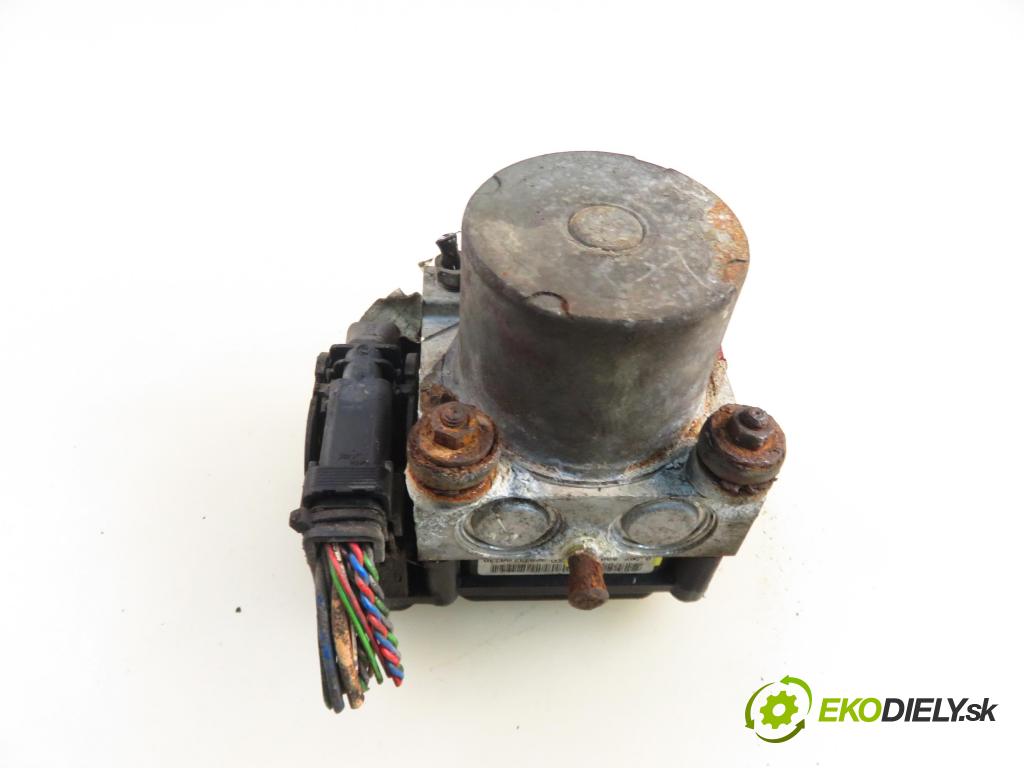 PEUGEOT 307 (3A/C) HB 2003 50,00 1.4 HDi - 8HZ (DV4TD) 1398,00 Pumpa ABS 9648265480 ; 0265231302 ; 0265800301 (Pumpa ABS)