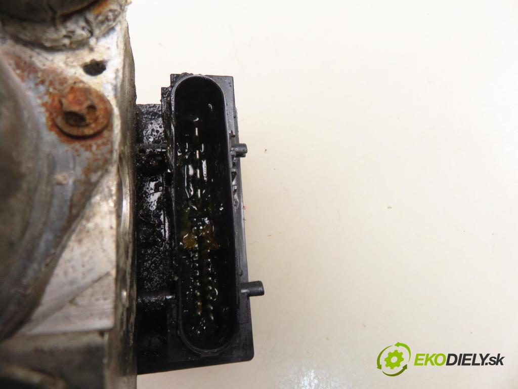 PEUGEOT 307 (3A/C) HB 2003 50,00 1.4 HDi - 8HZ (DV4TD) 1398,00 Pumpa ABS 9648265480 ; 0265231302 ; 0265800301 (Pumpa ABS)