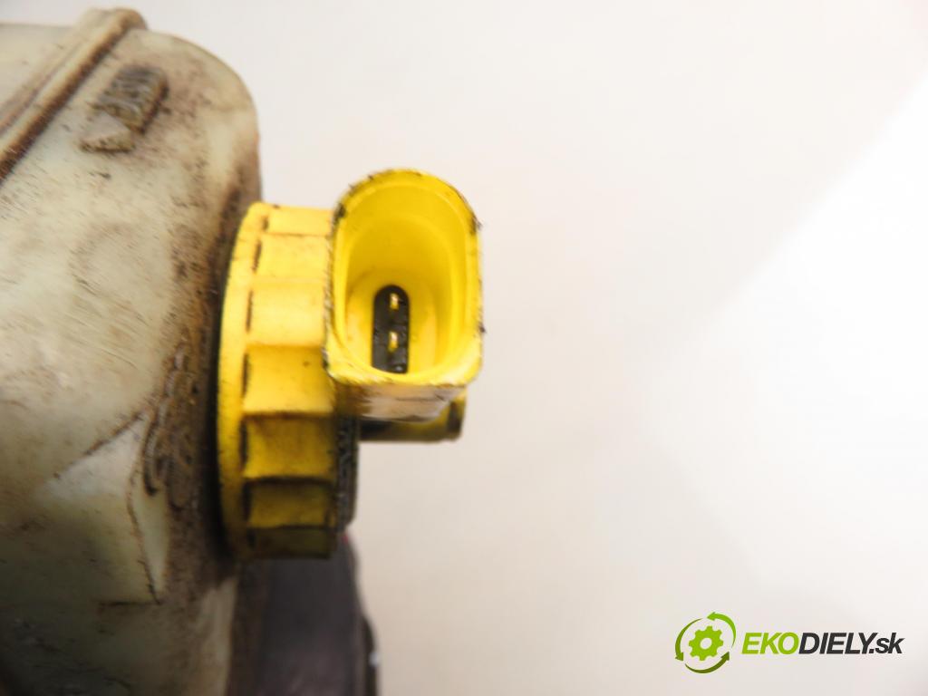 VW GOLF IV (1J1) HB 1998 50,00 1.9 SDI - AGP 1896,00 Posilovač  (Servočerpadlo)