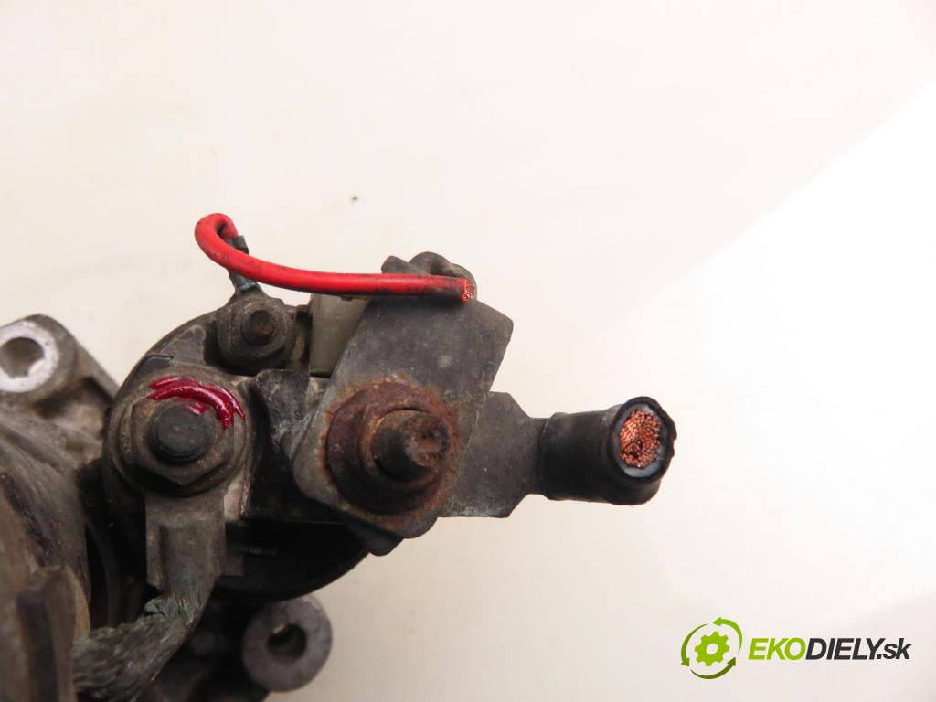 PEUGEOT 307 (3A/C) HB 2003 50,00 1.4 HDi - 8HZ (DV4TD) 1398,00 Štartér M000T22471 ; 9663528880 (Štartér)