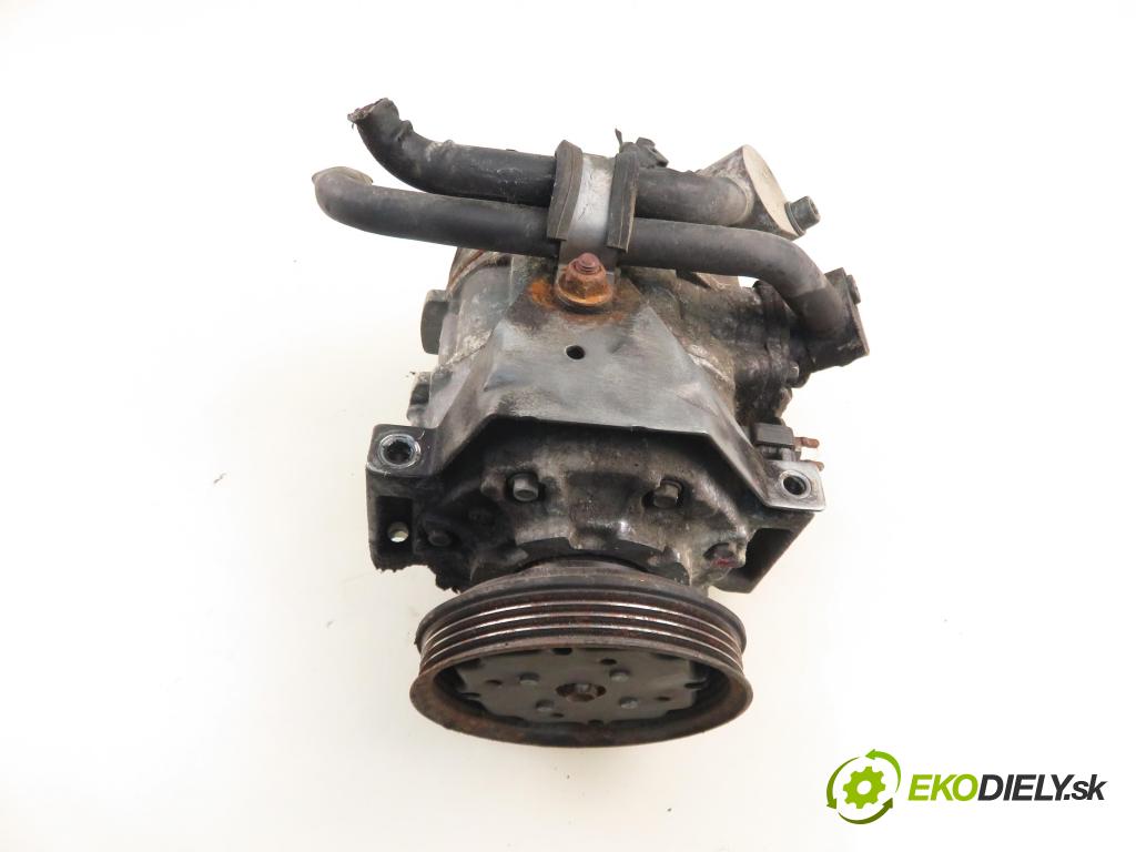 AUDI A4 (8E2, B6) SEDAN 2003 74,00 1.9 TDI PD 101 - AVB 1896,00 KOMPRESOR: klimatizácie 4472208403 (Kompresor klimatizácie)