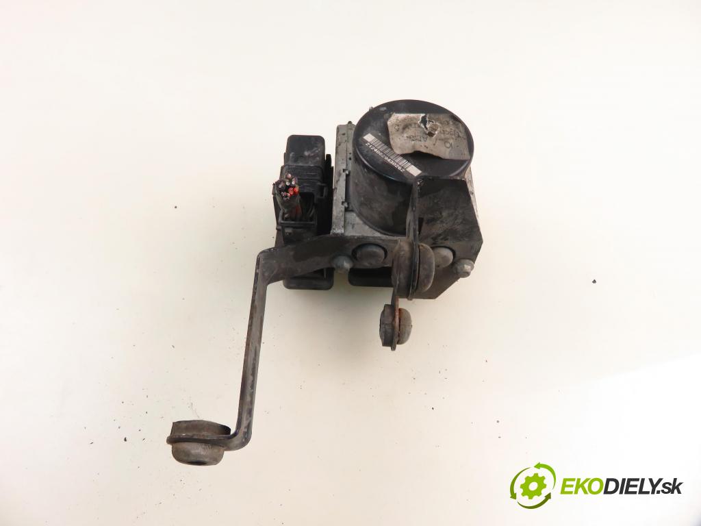 FORD FOCUS II Turnier (DA_, FFS, DS) KOMBI 2007 85,00 1.8 TDCi - KKDA 1753,00 Pumpa ABS 10097001243 ; 10020700714 (Pumpa ABS)