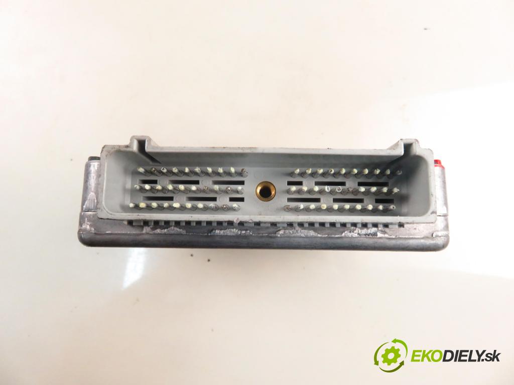 FORD FOCUS (DAW, DBW) HB 2003 55,00 1.4 16V 75 - FXDA 1388,00 Riadiaca jednotka Motor 1M5F12A650AE