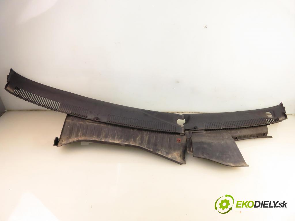 OPEL CORSA C (X01) HB 2004 44,00 1 - Z 10 XEP 998,00 Torpédo, plast pod čelné okno 09116435 (Torpédo (plast pod čelným sklom))