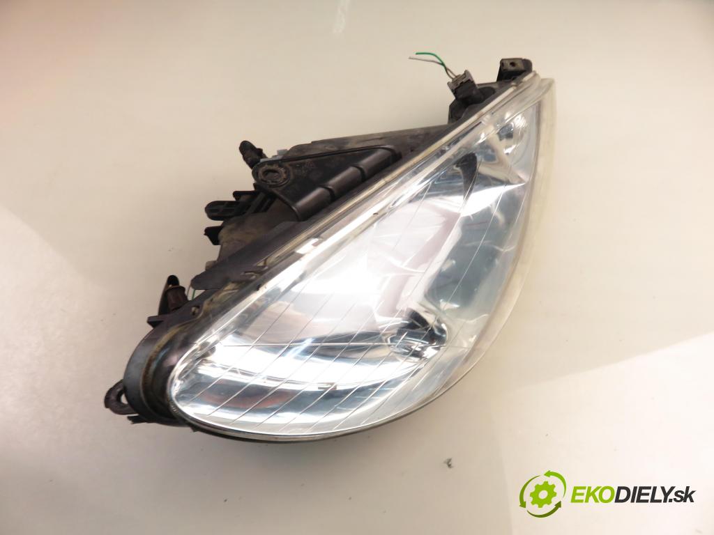 PEUGEOT 206 liftback (2A/C) HB 2002 440,00 1.1 i - HFX (TU1JP) 1124,00 světlo PP 9628666780
