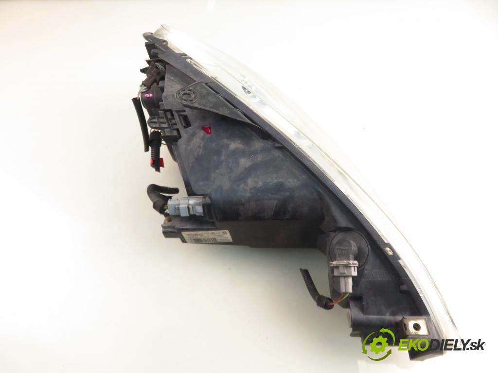PEUGEOT 206 liftback (2A/C) HB 2002 440,00 1.1 i - HFX (TU1JP) 1124,00 světlo LP 9628666880