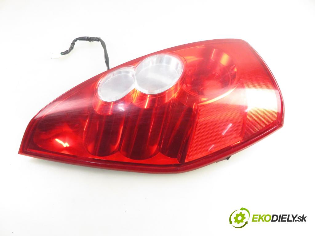 MAZDA 5 (CR19) MINIVAN 2006 105,00 2.0 MZR-CD 143 - RF7J 1998,00 Svetlo ľavé zadné C23551160