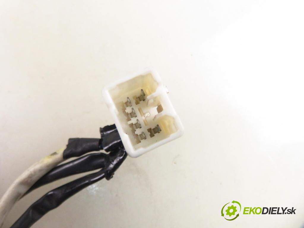 HYUNDAI SANTA FÉ I (SM) SUV 2004 0,00 2.0 CRDi - D4EA 1991,00 spinačka  (Spínacia skrinka)